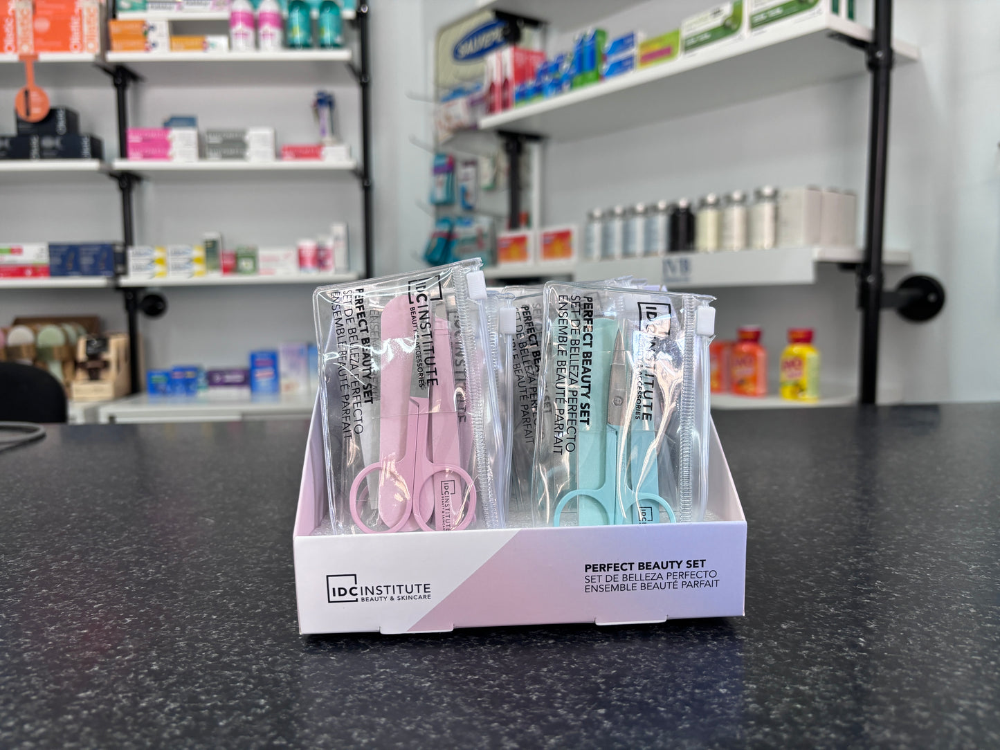 Perfect Beauty Set — Set de belleza con pinza, tijera y lima
