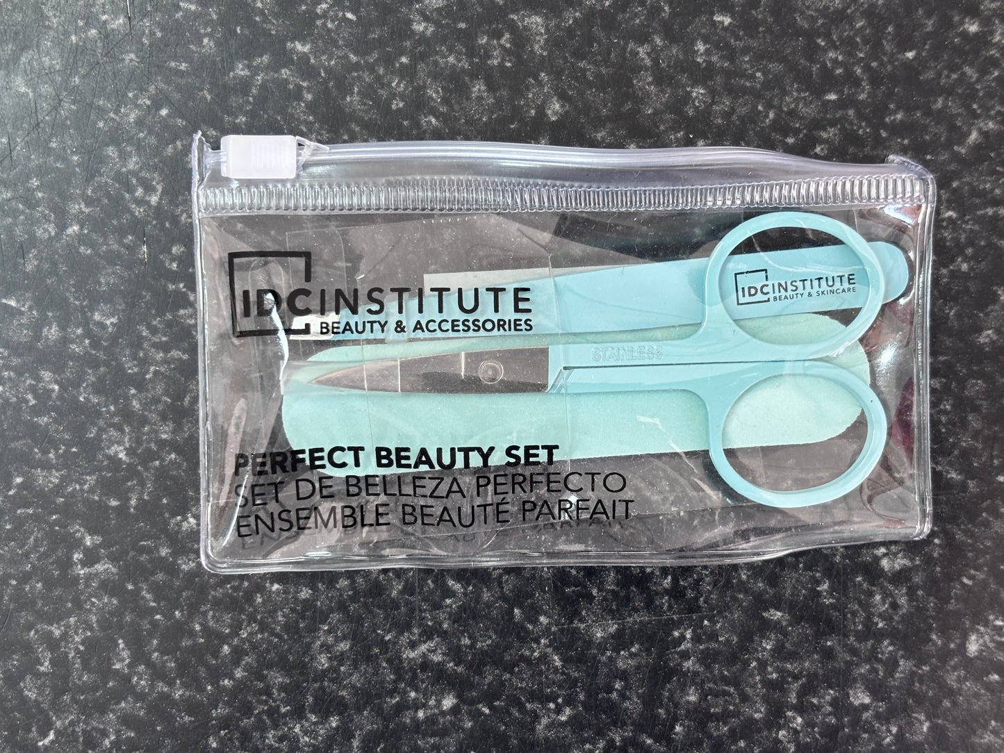 Perfect Beauty Set — Set de belleza con pinza, tijera y lima